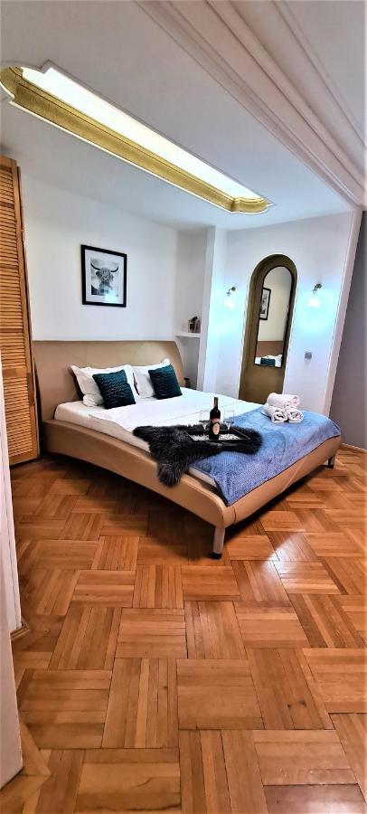 Central Arghezi Art Deco Apartment Piata Universitatii Bucureşti Ngoại thất bức ảnh