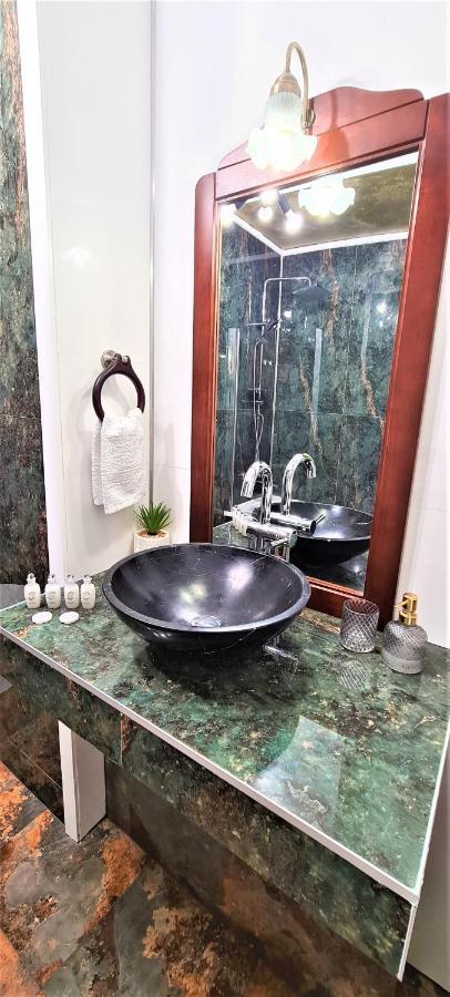 Central Arghezi Art Deco Apartment Piata Universitatii Bucureşti Ngoại thất bức ảnh