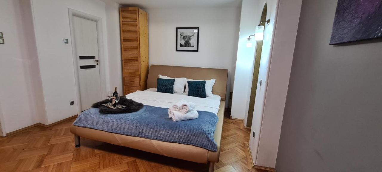 Central Arghezi Art Deco Apartment Piata Universitatii Bucureşti Ngoại thất bức ảnh